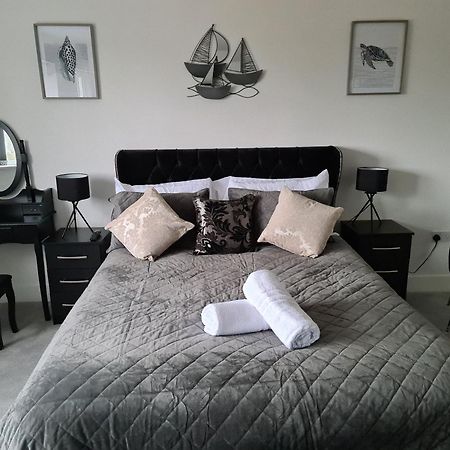 Sav 5 Bed Luxury Detached House In Leicester Humberstone Экстерьер фото