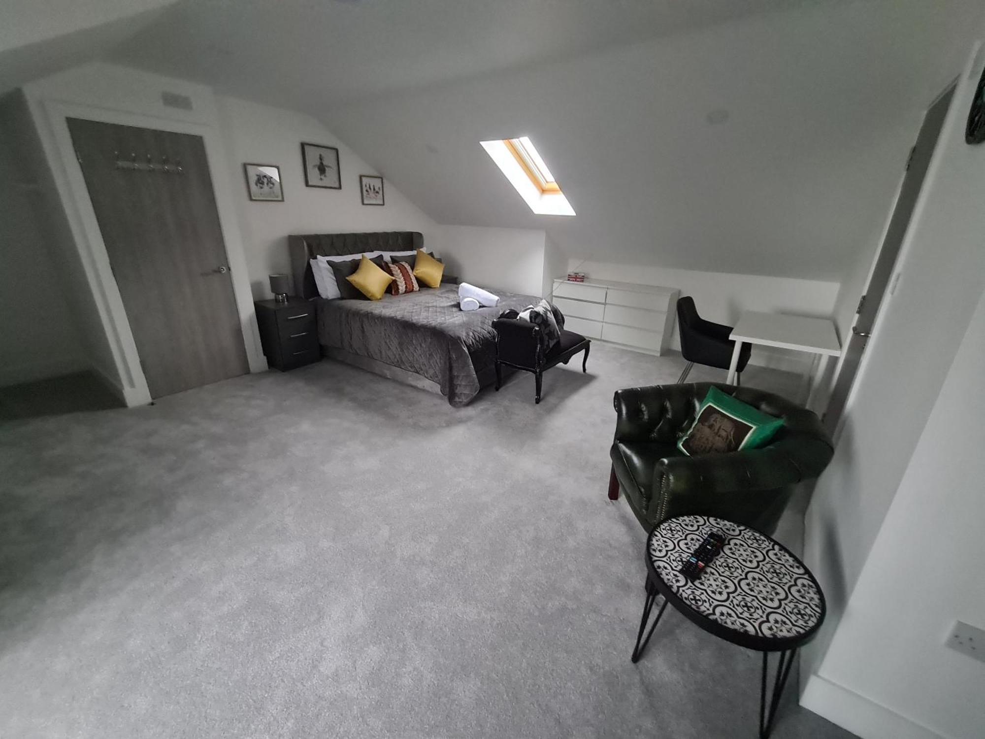 Sav 5 Bed Luxury Detached House In Leicester Humberstone Экстерьер фото