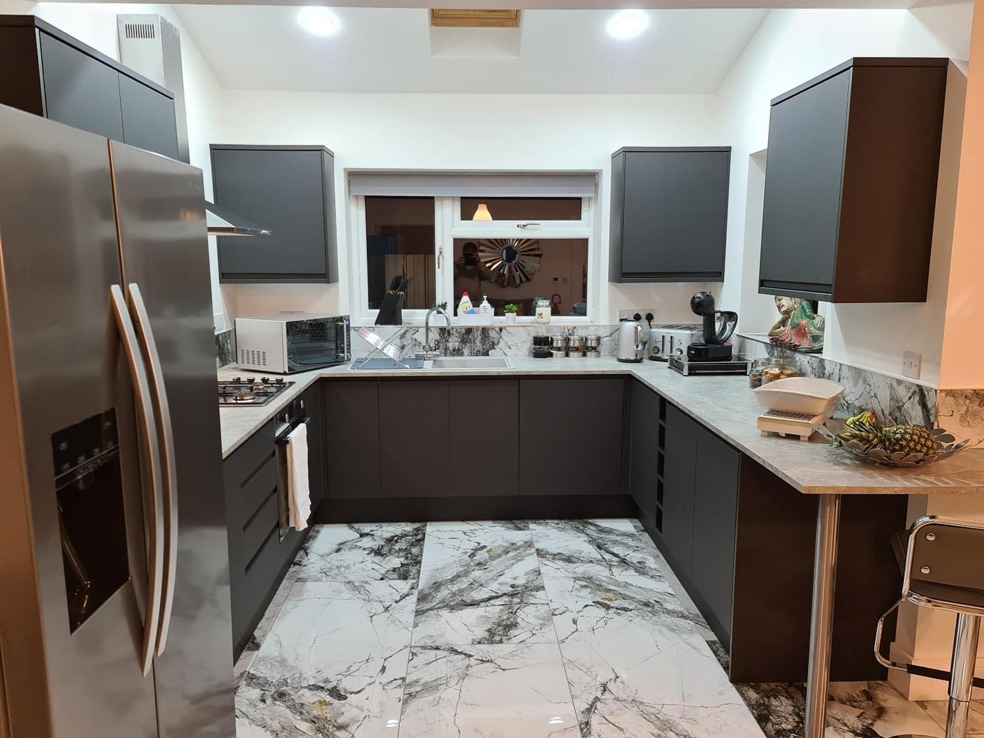 Sav 5 Bed Luxury Detached House In Leicester Humberstone Экстерьер фото